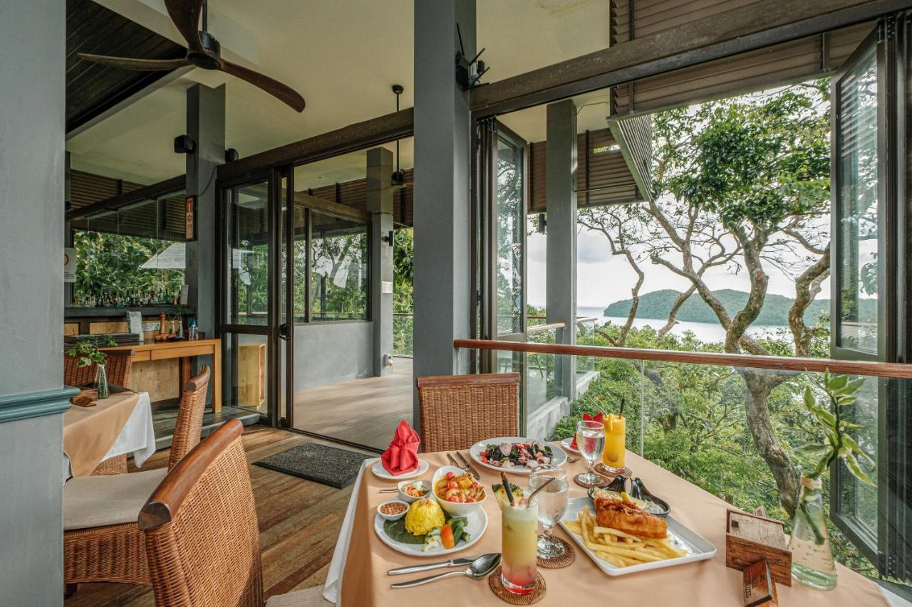 Ambong Rainforest Retreat Lodge *