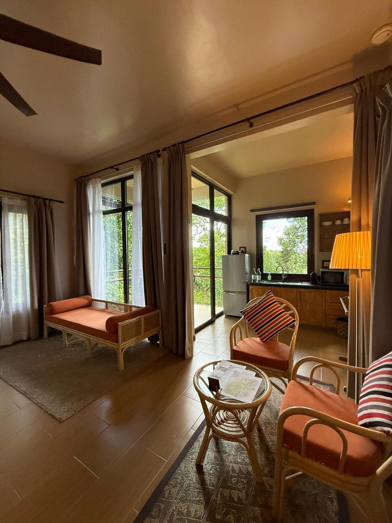 Ambong Rainforest Retreat Lodge *
