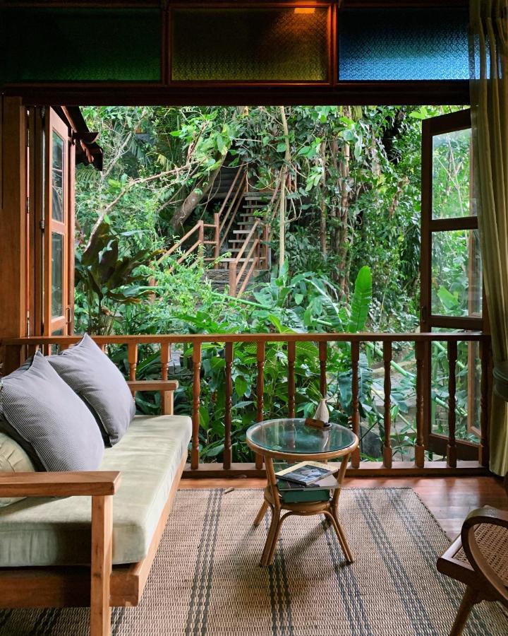 Ambong Rainforest Retreat Lodge *