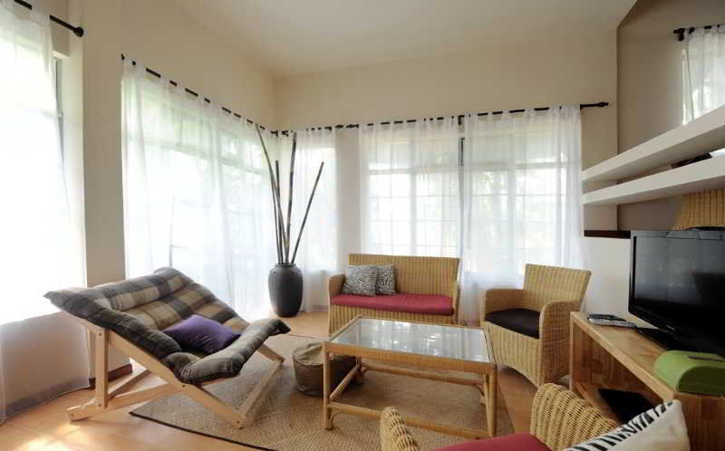 Ambong Rainforest Retreat Lodge *