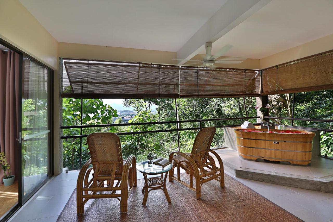 Ambong Rainforest Retreat
